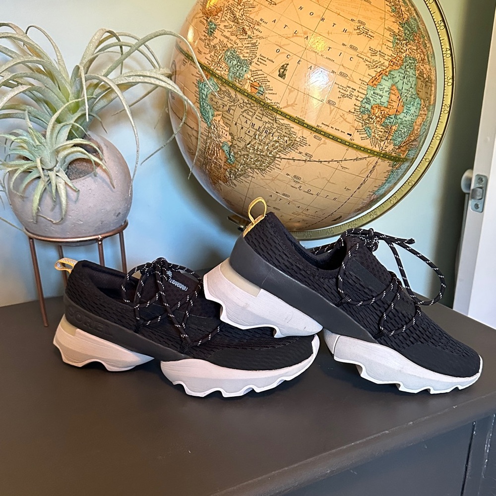 Sorel Kinetic Black Women's Sneakers